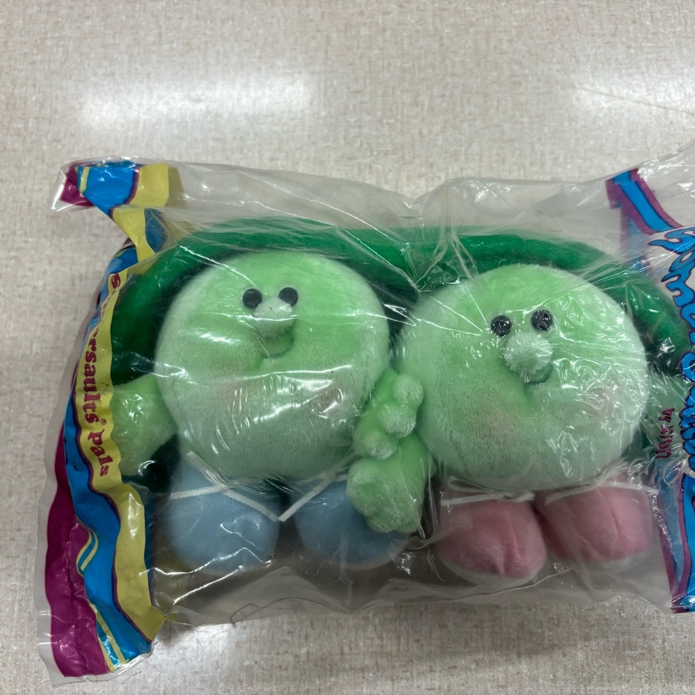 Avon Two Peas In A Pod Plush